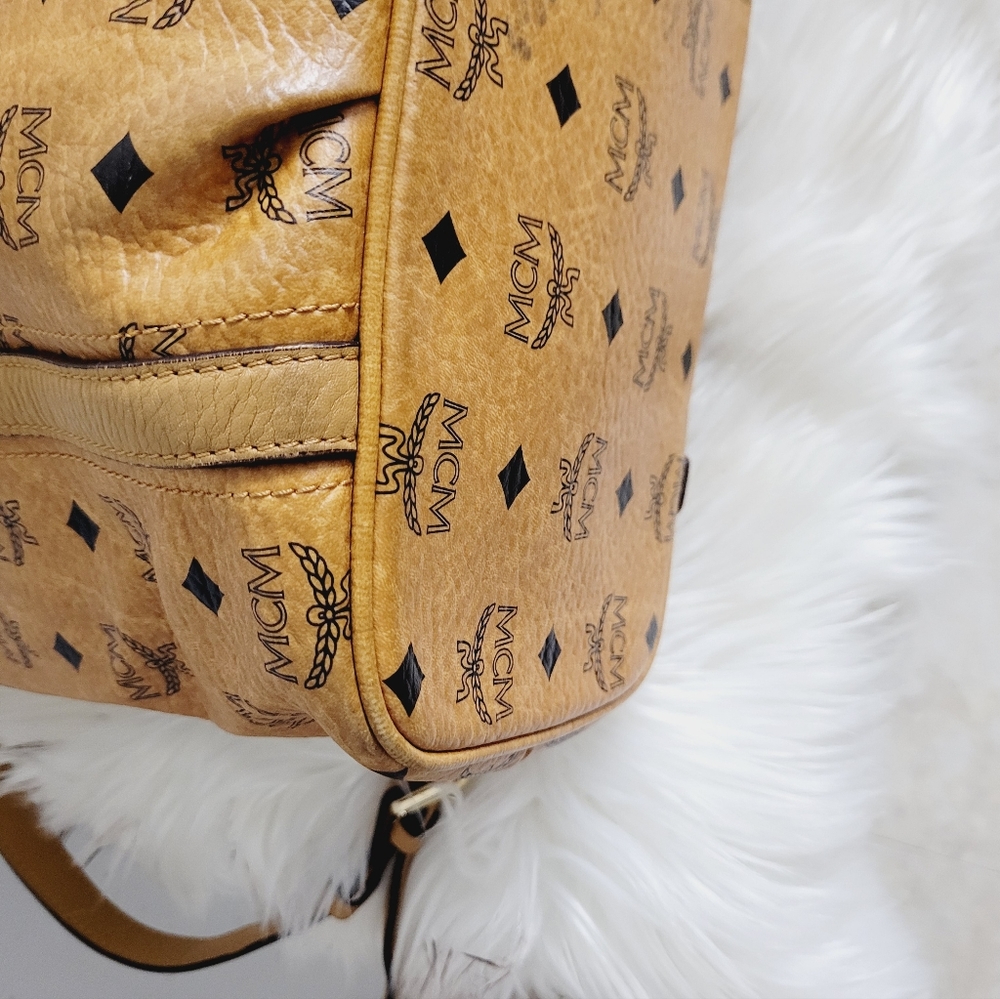 MCM Cognac crossbody - Picture 13 of 16